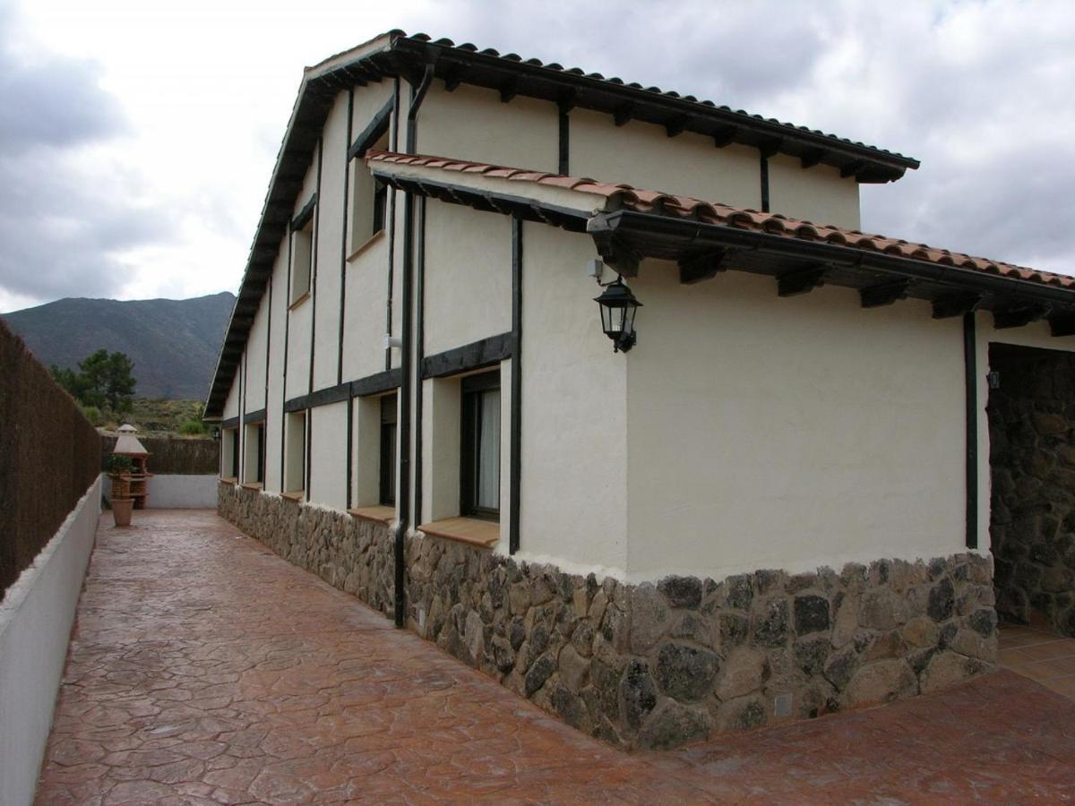 Villanueva de Avila Casa Las Serijuelas מראה חיצוני תמונה